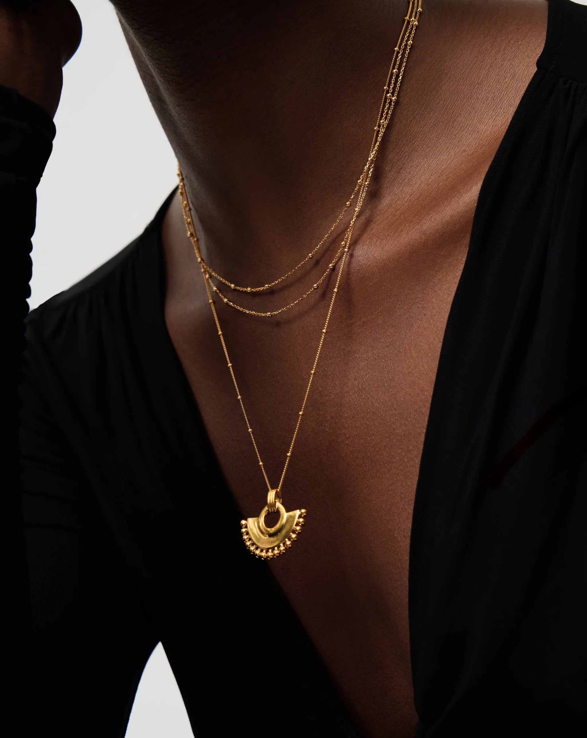 Zenyu Fan Necklace